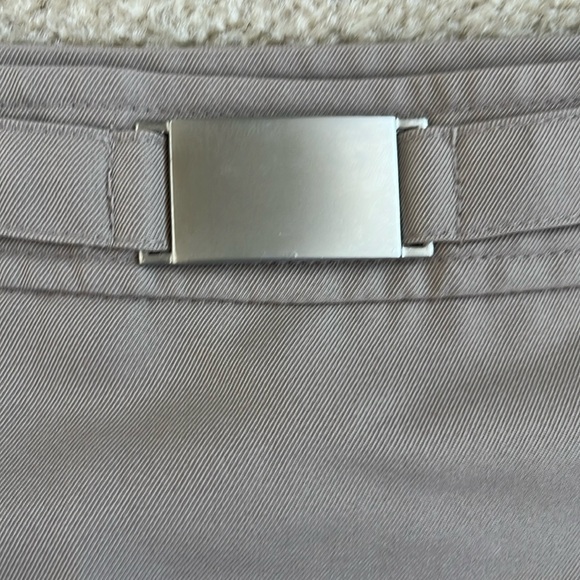 Like New Lee School Uniform Skort in Childrens Size 16 / Womens Size 4 - Picture 5 of 6